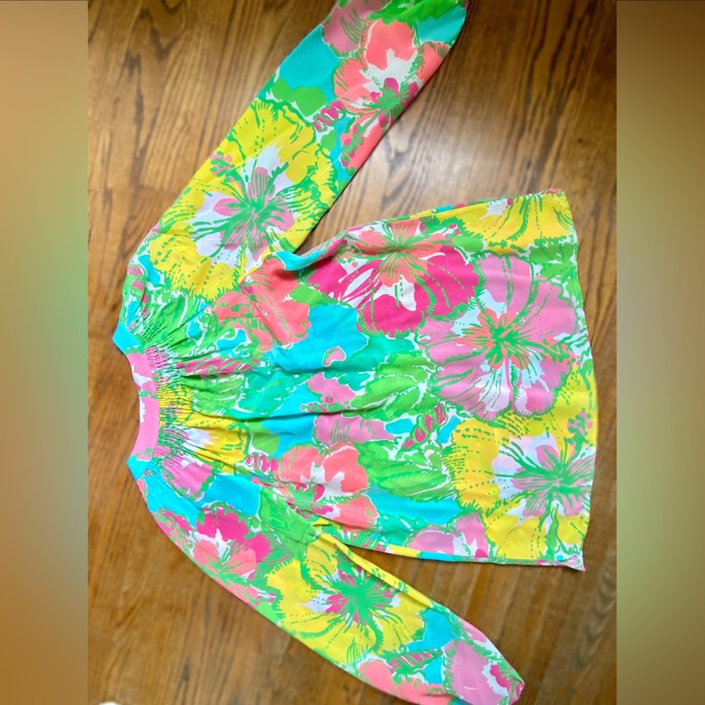 ✨Flower Patterned Lilly Pulitzer Flowy Top✨